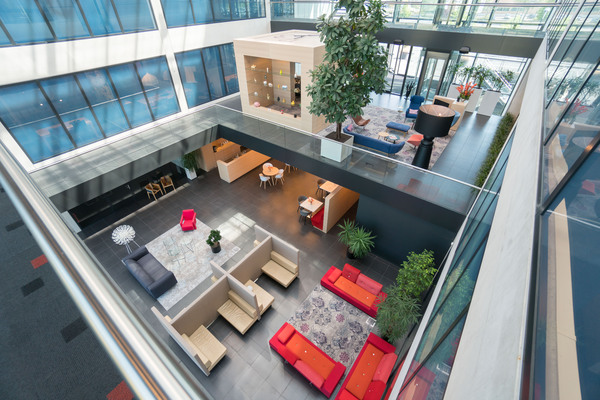 Frame-Office-LobbySeeFar