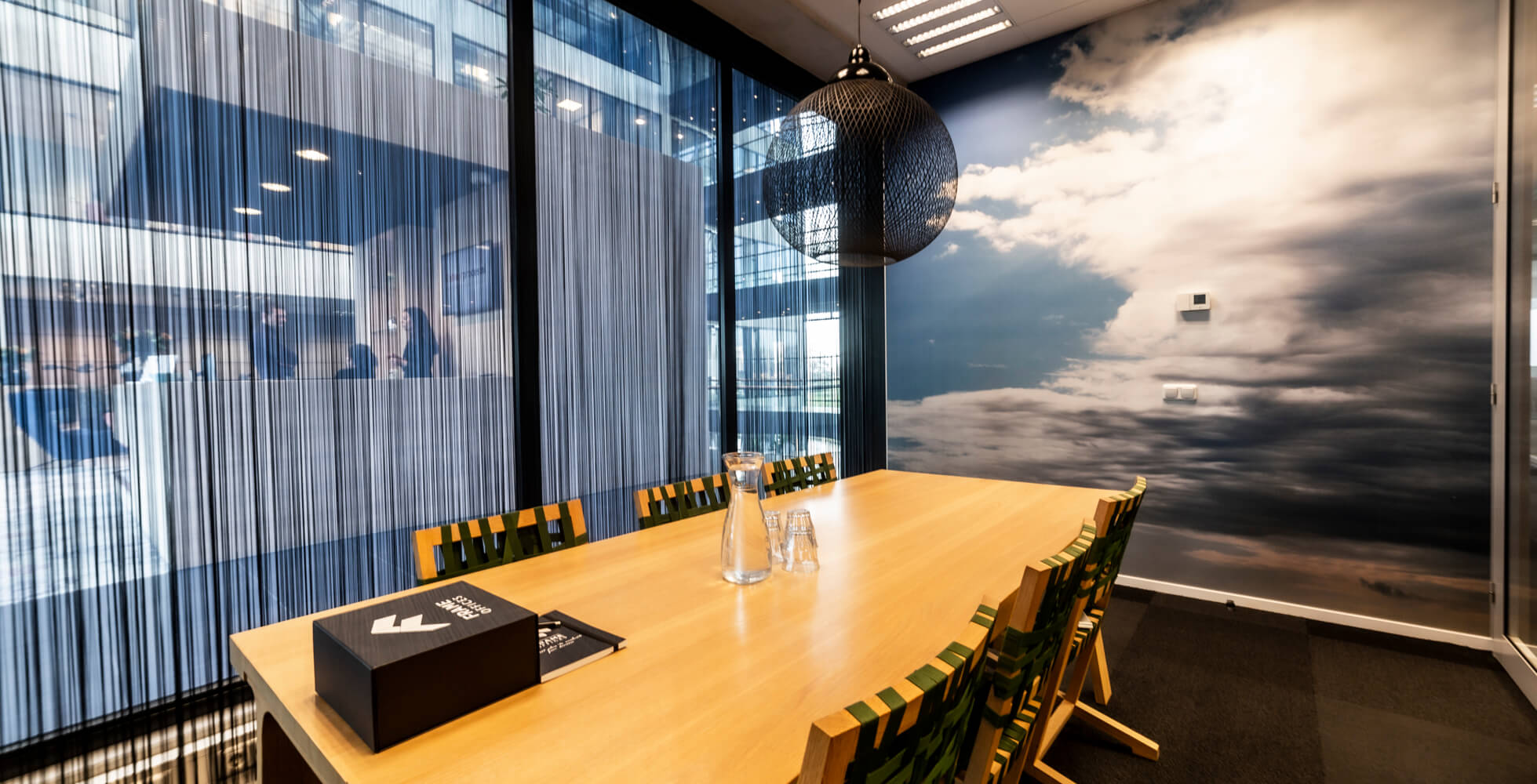 Frame-Office-MeetingRoomSeeFar